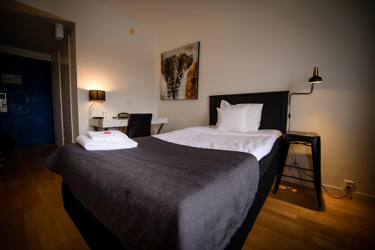 Hotell Alfred Nobel Karlskoga Exterior photo